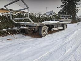 Bála szállító pótkocsi