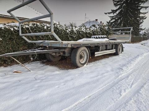 Bála szállító pótkocsi eladó
