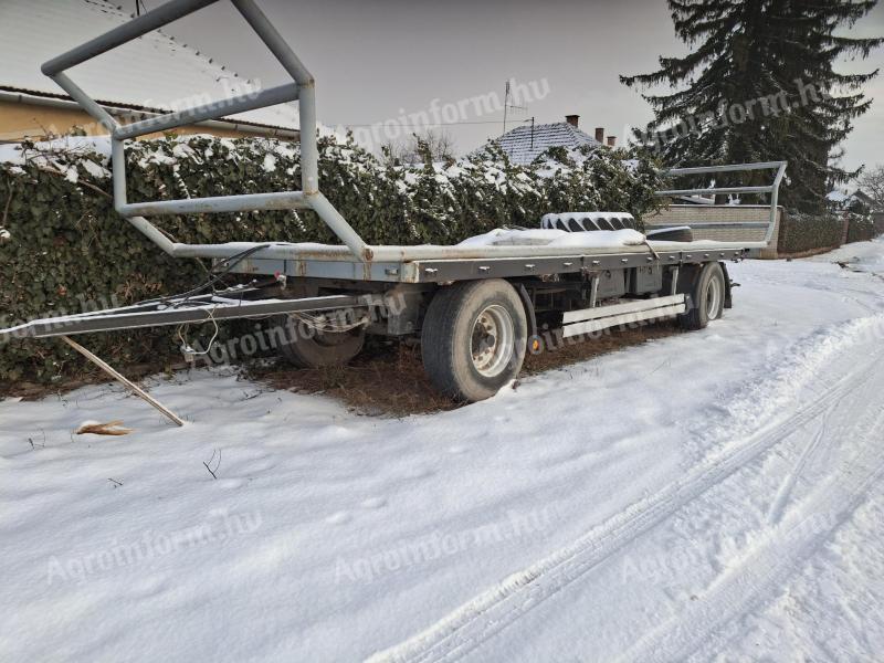 Bála szállító pótkocsi eladó