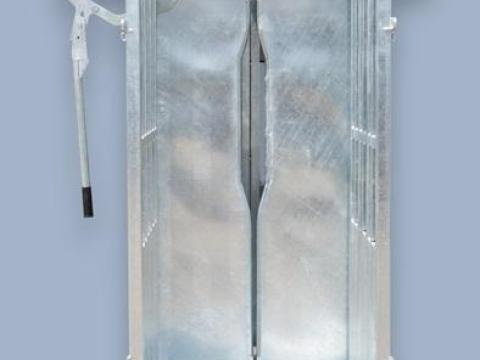 Szarvasmarha nyakbefogó előráccsal