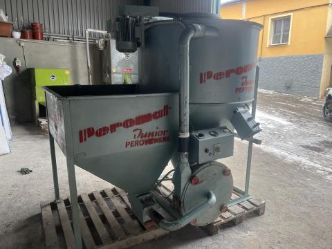 Keverős terménydaráló eladó Keverős terménydaráló eladó