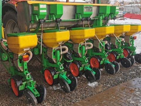 SFOGGIA SIGMA 2000 6 soros szemenkénti vetőgép eladó SFOGGIA SIGMA 2000 6 soros szemenkénti vetőgép eladó