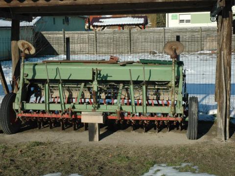 Hassia gabonavető eladó