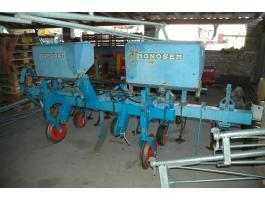 Monosem kultivátor műtrágyaszóróval eladó