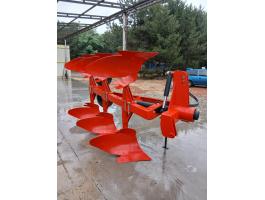 Új IH 3 fejes váltvaforgató eke