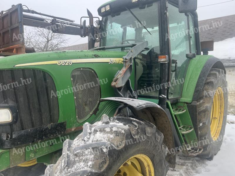 Eladó John Deere 6620 traktor