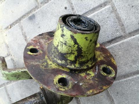 Claas Dominator könyöktengely,  mankóstengely eladó