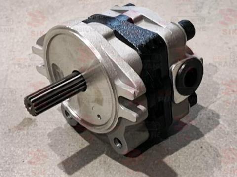 Hidraulika szivattyú KYB 17E – készletről, azonnali szállítással Hidraulika szivattyú KYB 17E – készletről, azonnali szállítással