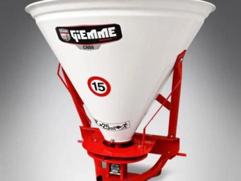 Giemme só-, homok- és műtrágyaszóró CN 30