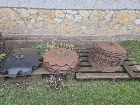 Tárcsalapok különböző méretben,  kedvező áron eladók