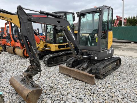 Volvo ECR 25 D kotró-rakodó Volvo ECR 25 D kotró-rakodó