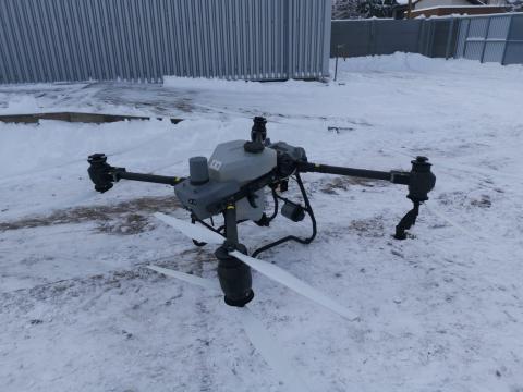 DJI Agras T50 + áramfejlesztő (teljes szett)