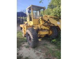 Eladó 2 db UN 053 önjáró homlokrakodó