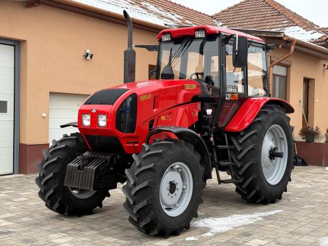 Belarus MTZ 1221.3 traktor Újszerű állapotban Belarus MTZ 1221.3 traktor Újszerű állapotban
