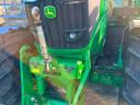 John Deere 6195M