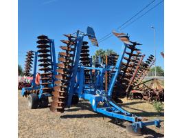 Rabewerk 6 m-es nehéztárcsa hengerrel szerelve eladó