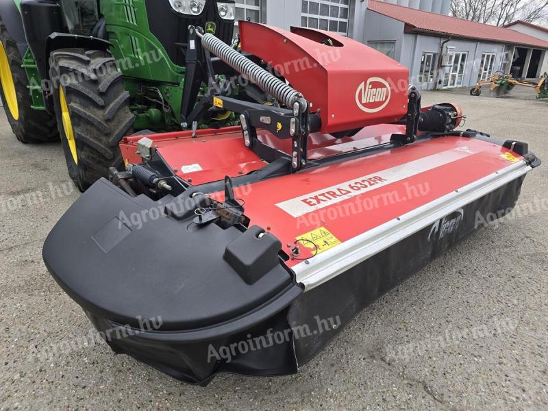 Vicon 632 FR tárcsás front kasza gumihengeres