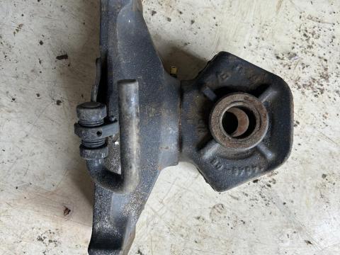 Vonófej csapszeges kivitelben New Holland traktorhoz Vonófej csapszeges kivitelben New Holland traktorhoz