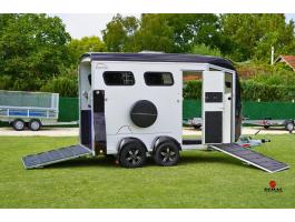 Új Böckmann Portax L K lószállító utánfutó - extrákkal szerelve - csak bruttó 11.000.000 Ft