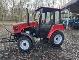 MTZ 320.4 kistraktor 120 üzemórával, front TLT, hidraulika