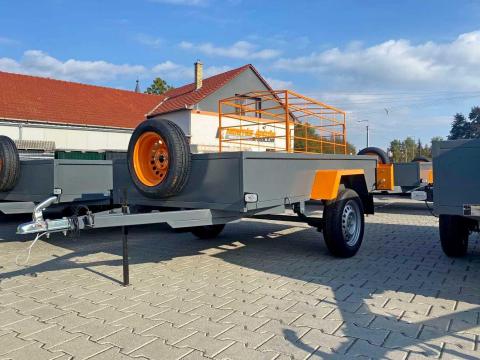 Új erős Orange utánfutó készletről! 150x300 cm, 1 tengelyes, fék nélküli Új erős Orange utánfutó készletről! 150x300 cm, 1 tengelyes, fék nélküli