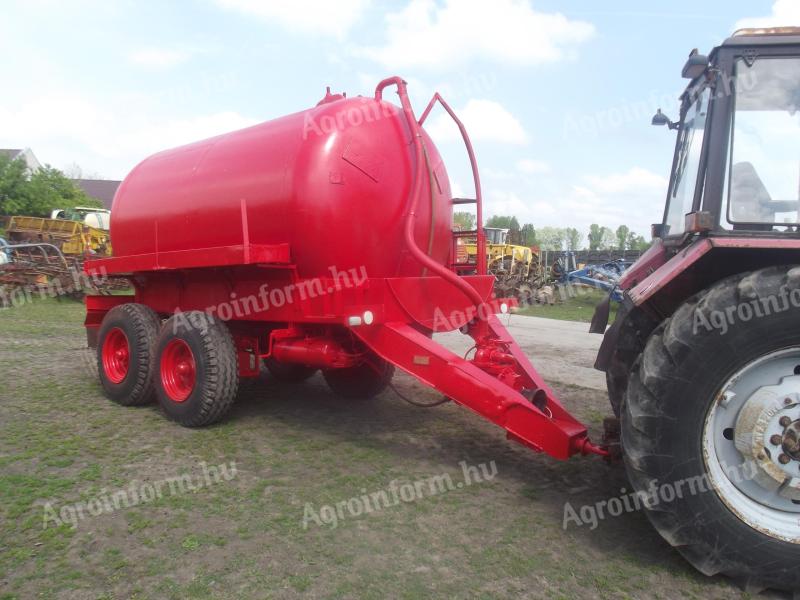 8 m3-es szippantó üzemképes állapotban eladó