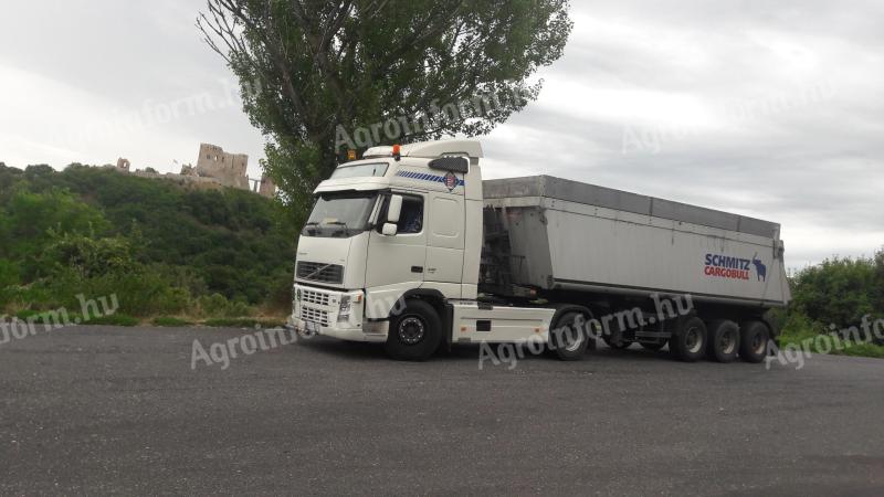 Eladó tehergépjármű szerelvényben