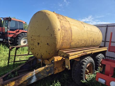 8 m3-es Detk vizes lajt eladó 8 m3-es Detk vizes lajt eladó