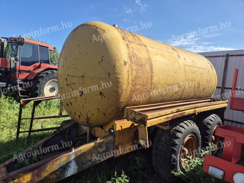 8 m3-es Detk vizes lajt eladó