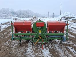 Hassia unisem 4 soros szemenkénti vetőgép műtrágya adagolóval