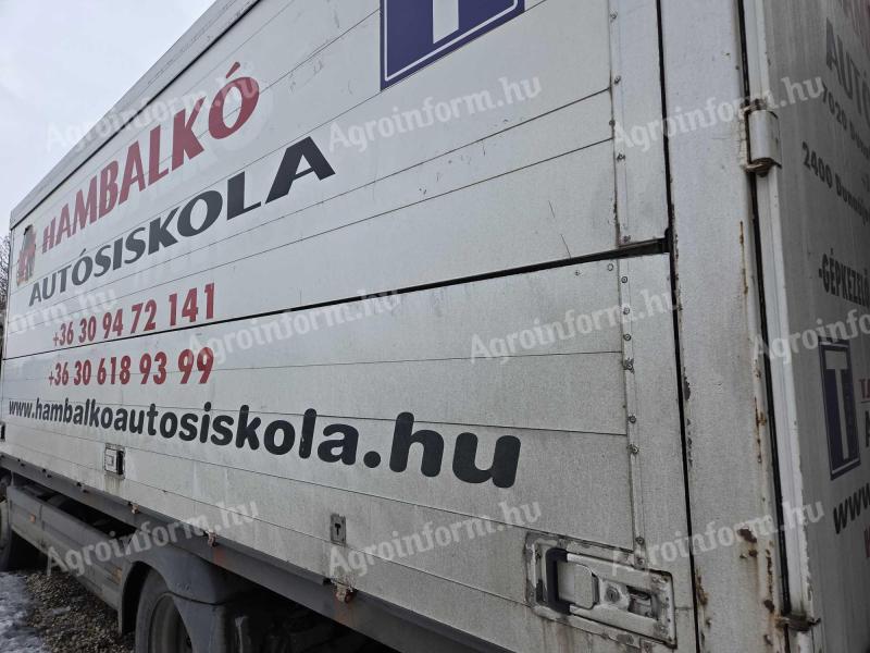 Dobozos felépítmény eladó