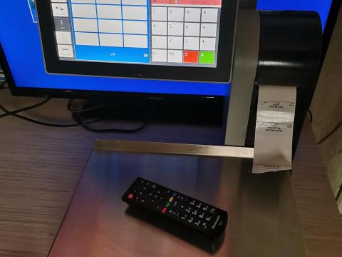 Mettler ipari, bolti és piaci mérleg 0,04-15 kg, 2 érintőképernyős LED kijelzővel Mettler ipari, bolti és piaci mérleg 0,04-15 kg, 2 érintőképernyős LED kijelzővel