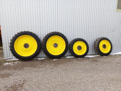 John Deere művelőkerék garnitúra John Deere művelőkerék garnitúra