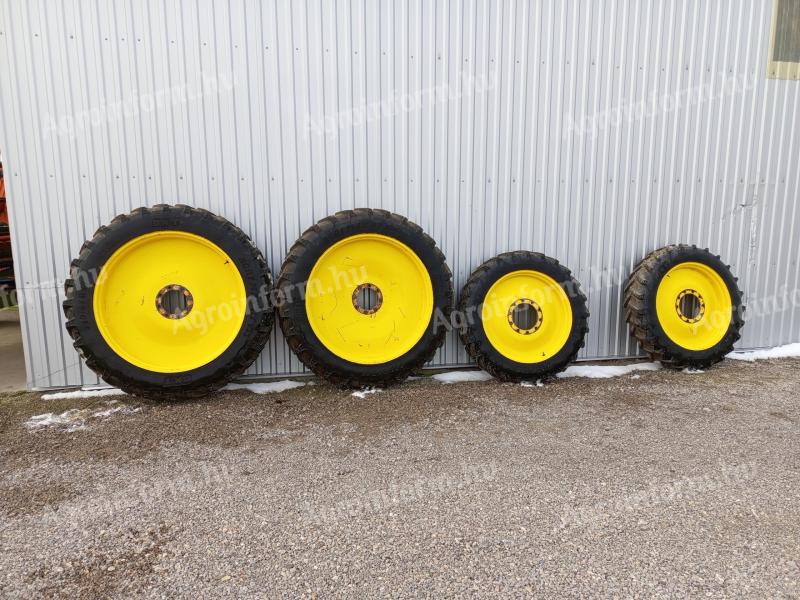 John Deere művelőkerék garnitúra  