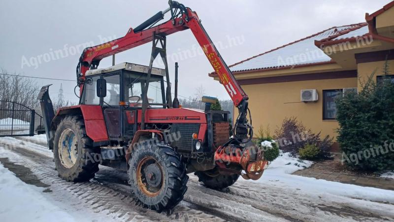 Zetor 12245-ös traktor Epsilon-Palfinger erdészeti daruval