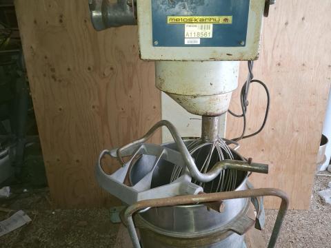 Húsipari valamint sütőipari daráló és keverőgép, Húsipari valamint sütőipari daráló és keverőgép,
