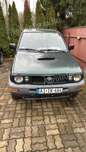 Nissan Terrano