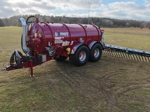 POMOT 20 000 literes prémium tartálykocsi 12 m hígtrágya injektálóval POMOT 20 000 literes prémium tartálykocsi 12 m hígtrágya injektálóval