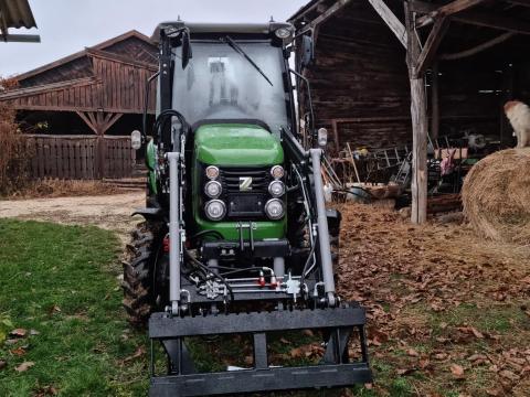 Zoomlion 50LE klímás traktor 