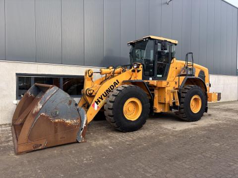 Hyundai HL965 / 2019 / 9 321 üzemóra / Lízing 20%-tól