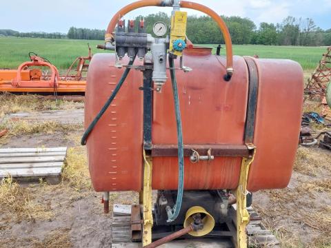 Eladó Jessur 550 permetező Eladó Jessur 550 permetező