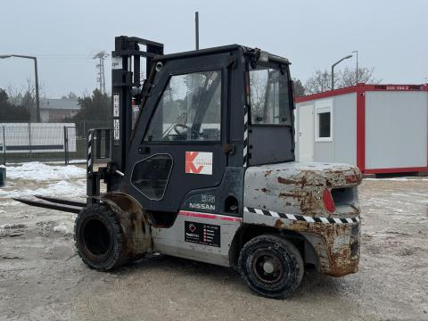 NISSAN YGL02A35U targonca, 3.5 tonnás dupla kerekes NISSAN YGL02A35U targonca, 3.5 tonnás dupla kerekes