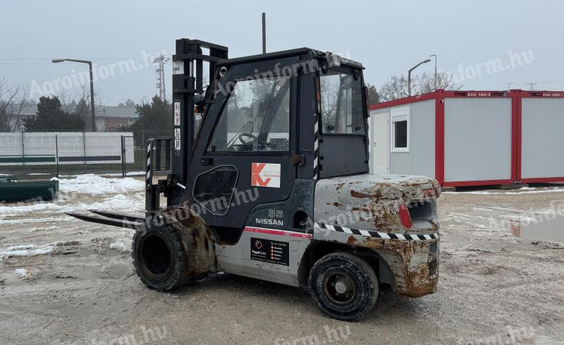 NISSAN YGL02A35U targonca,  3.5 tonnás dupla kerekes