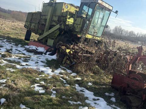Eladó a képen látható Claas Dominator 105
