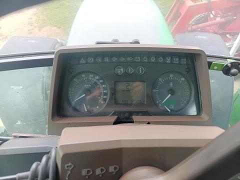 John Deere 6910 típusú traktor eladó John Deere 6910 típusú traktor eladó