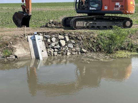 Hitachi Zaxis 280 kotrógép eladó