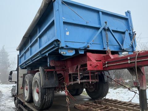 Pótkocsi BSS 18.13 billenős kivitelben eladó Pótkocsi BSS 18.13 billenős kivitelben eladó