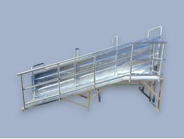 Állatfelhajtó állítható rámpamagassággal, oldalfolyosóval (tűzihorganyzott)