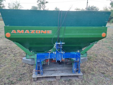 Eladó hárompontos mérleg Agroton B 400 műtrágyaszóró mérleg Eladó hárompontos mérleg Agroton B 400 műtrágyaszóró mérleg