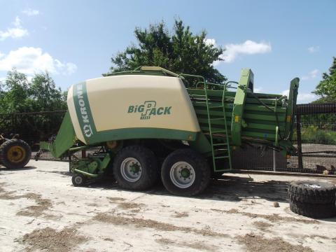 Eladó Krone Big Pack 1290 szögletes nagybálázó Eladó Krone Big Pack 1290 szögletes nagybálázó